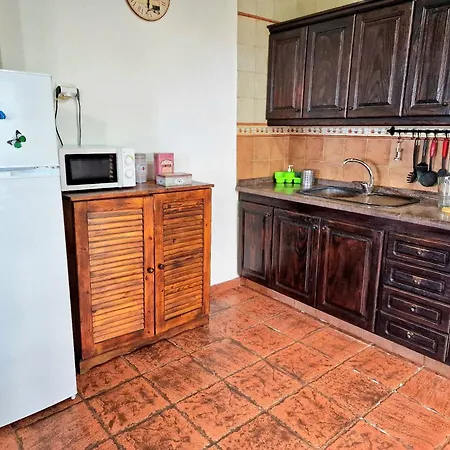 Σπίτι διακοπών Casa Canaria Drago In Icod De Vinos By Hrtenerife Net